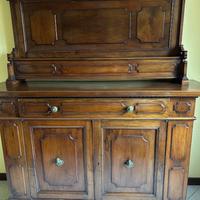 Mobile credenza con alzata