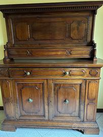 Mobile credenza con alzata