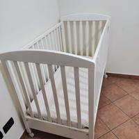 Lettino bimbo/a con sponde marca Foppapedretti