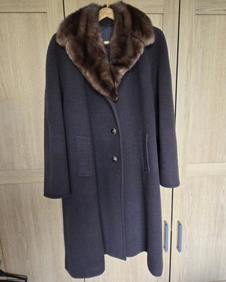 cappotto con collo di visone maschio