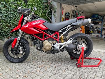 Ducati Hypermotard 1100