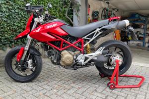 Ducati Hypermotard 1100