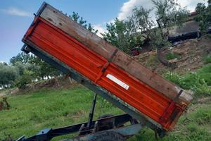 Fresa maschio NC, Carrello ribaltabile