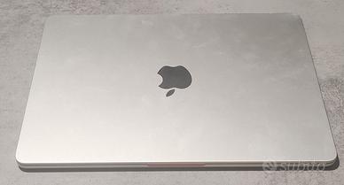 Macbook Air M2 da 13,6"-modello A2681