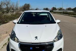 Peugeot 208 1.6 hdi