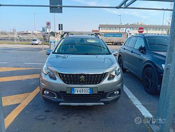 Peugeot  2008 1.2 Allure leggi descrizione