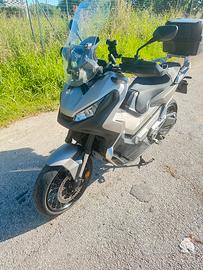 Xadv Honda