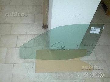 Scendente sx. vr. Lancia Y