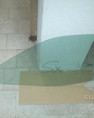 Scendente sx. vr. Lancia Y