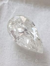 Diamante naturale con certificato gemmologico 