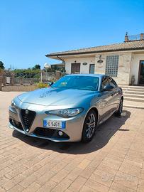 ALFA ROMEO Giulia (2016) - 2016