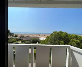 Bibione Spiaggia -bilocale con terrazza vista mare