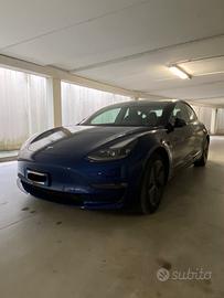 Tesla model 3 long range