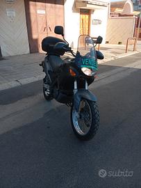 MOTO AORILIA PEGASO 650 I.E.