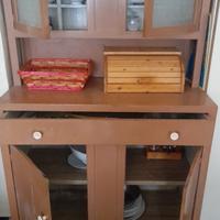 Classica Credenza della nonna in vero legno