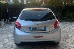 PEUGEUT 206
