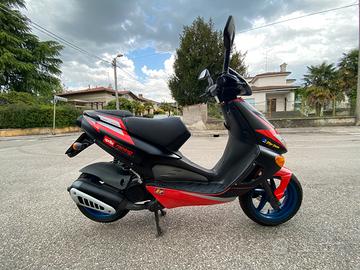 Aprilia SR Troy corser 125