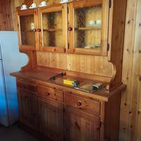 Credenza in legno massello stile rustico 