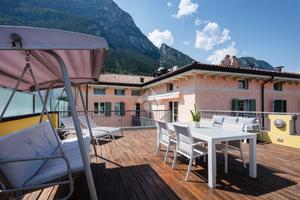 4 LOCALI A RIVA DEL GARDA
