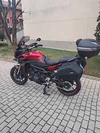 Yamaha tracer 900