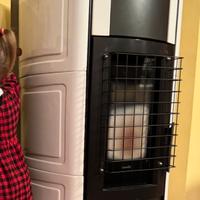 Stufa a pellet idro Ravelli HRV160 touch 16kW 2015