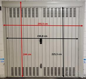 Serranda basculante.