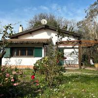 Villetta indipendente nel verde