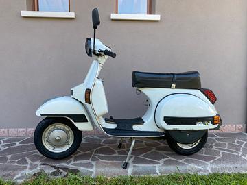 Vespa PX 125 arcobaleno