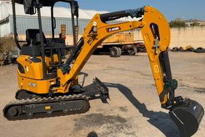 Mini escavatore xcmg xe18e