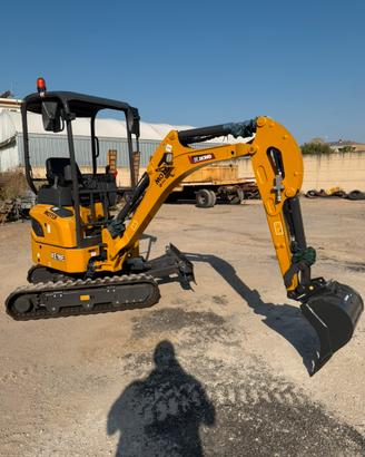 Mini escavatore xcmg xe18e