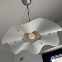 Lampadario in vetro satinato bianco