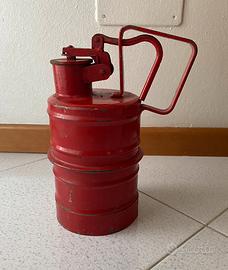 Oliatore vintage in metallo