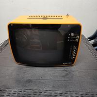 TV bianco e nero vintage 