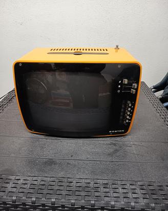 TV bianco e nero vintage 