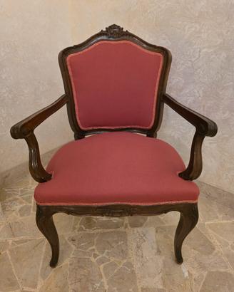 poltrona in legno e tessuto