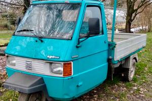 Piaggio Ape TM 703 volante cassone lungo 2T benzin
