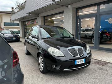 Lancia Ypsilon 1.4 GPL Neopatentati