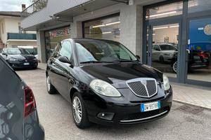 Lancia Ypsilon 1.4 GPL Neopatentati