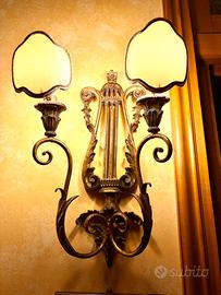 Coppia di Appliques in legno