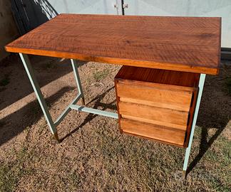 Scrivania vintage anni 50 stile Mild-Century