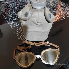 borraccia e occhiali