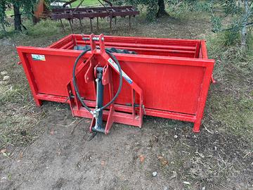 Cesta ribaltabile per trattore