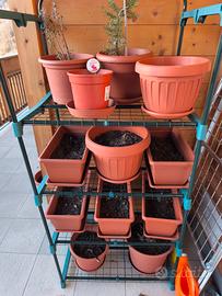 Vasi plastica + terra + serra 