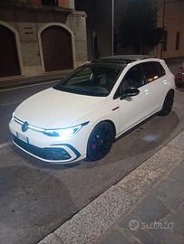 VOLKSWAGEN Golf 8ª serie - 2024