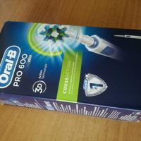 Spazzolino elettrico Oral-B PRO 600 cross action