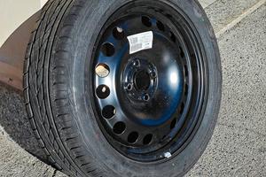 Ruota di scorta con pneumatico