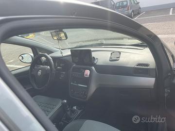 Fiat grande punto benzina/metano