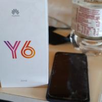 huawei y6 2018 con caricat, cover e scatola origin