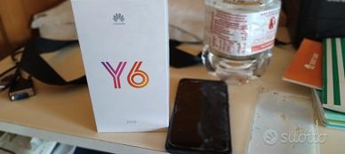 huawei y6 2018 con caricat, cover e scatola origin