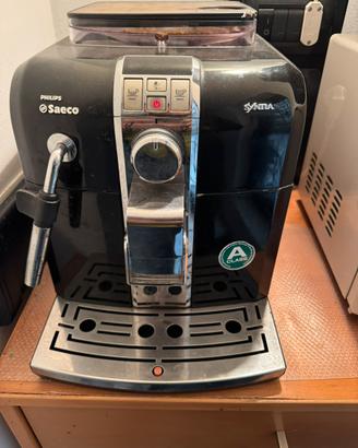 Saeco syntia macchina per caffè e cappuccino